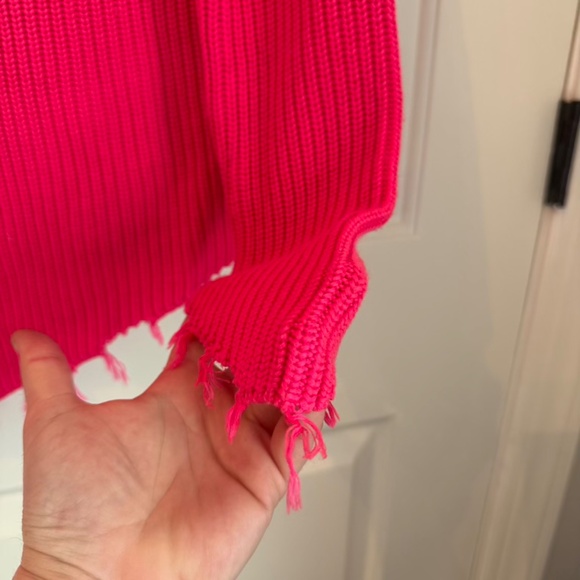 For the Republic Bright Hot Pink Frayed Distressed Sweater Small - Picture 5 of 5